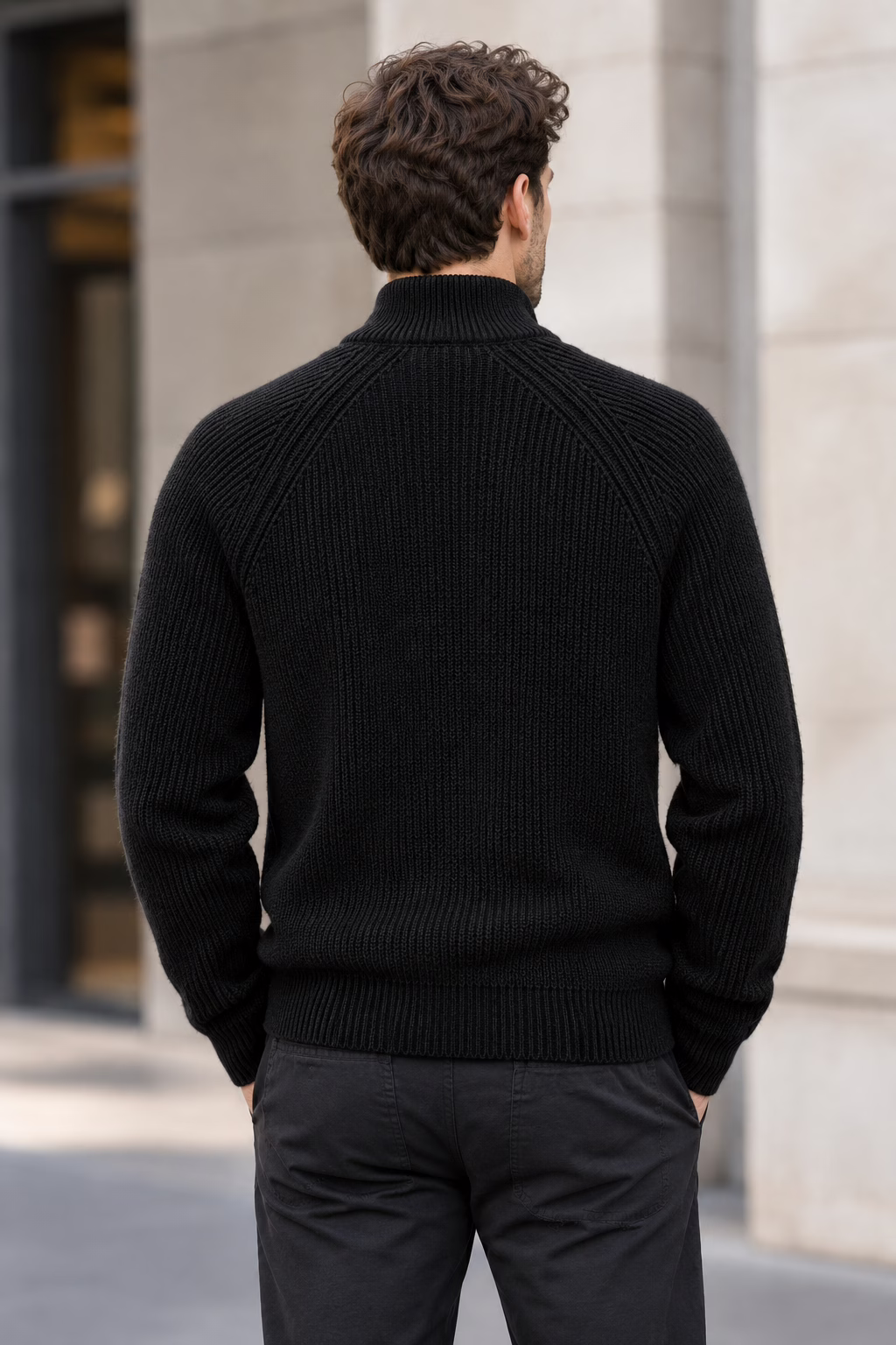 Vue de dos du pull camionneur noir pour homme Five Ever.